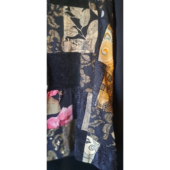 Delah size M/P black & gold vintage  blazer - Picture 14 of 16